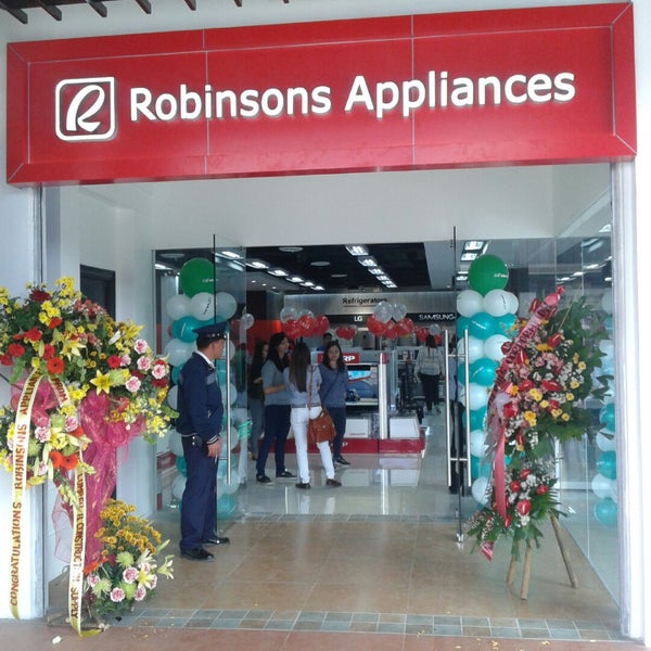 Robinsons Appliances Electronics Store in Baguio