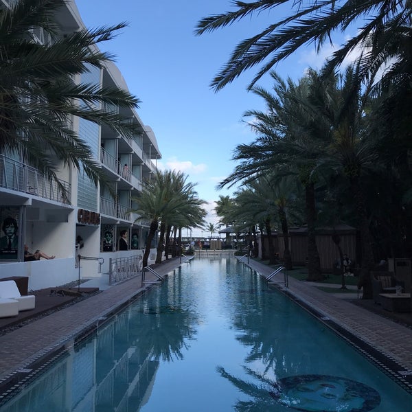 Foto tirada no(a) National Hotel Miami Beach por Peter K. em 2/6/2018