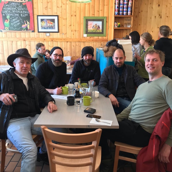 Foto diambil di Winona&#39;s Restaurant oleh Peter K. pada 2/23/2019