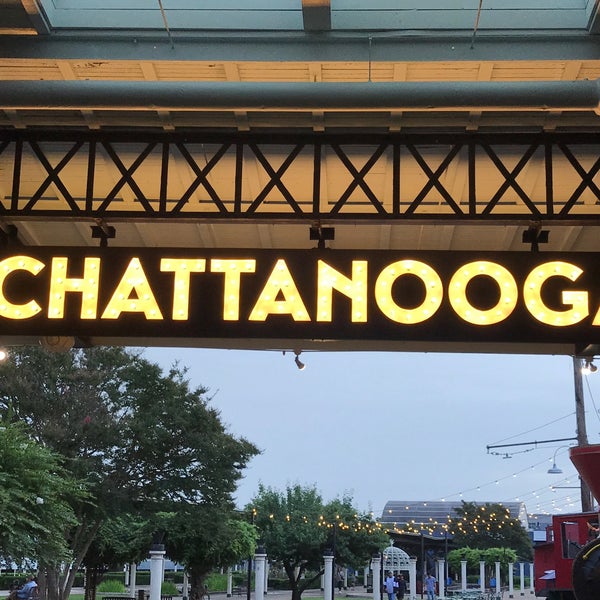 Das Foto wurde bei Chattanooga Choo Choo von Jason am 6/10/2019 aufgenommen