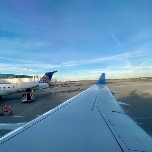 Photo taken at McGhee Tyson Airport (TYS) by Jason on 3/14/2022