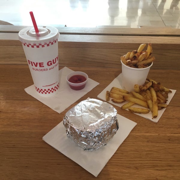 Photo taken at Five Guys by Chris S. on 8/23/2016