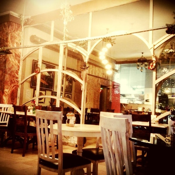 2/4/2013 tarihinde Hilâl Ç.ziyaretçi tarafından Cafe Fessa'de çekilen fotoğraf