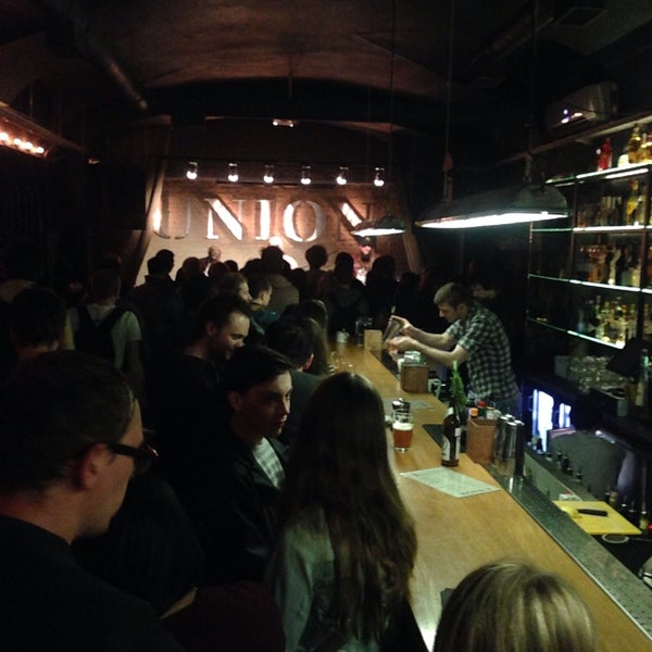 Foto tirada no(a) Union Bar and Grill por Zoia G. em 5/27/2015