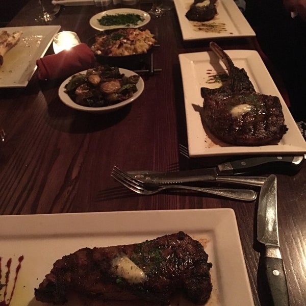 Bogie's Place Steakhouse in Downtown Boston