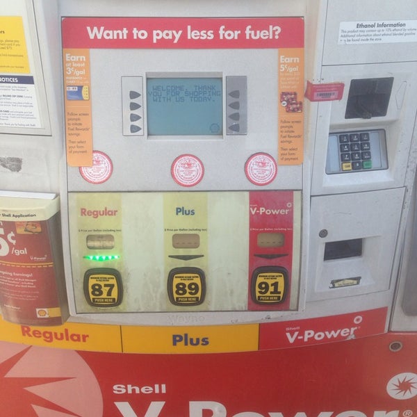 Shell Fuel Station in North Sacramento