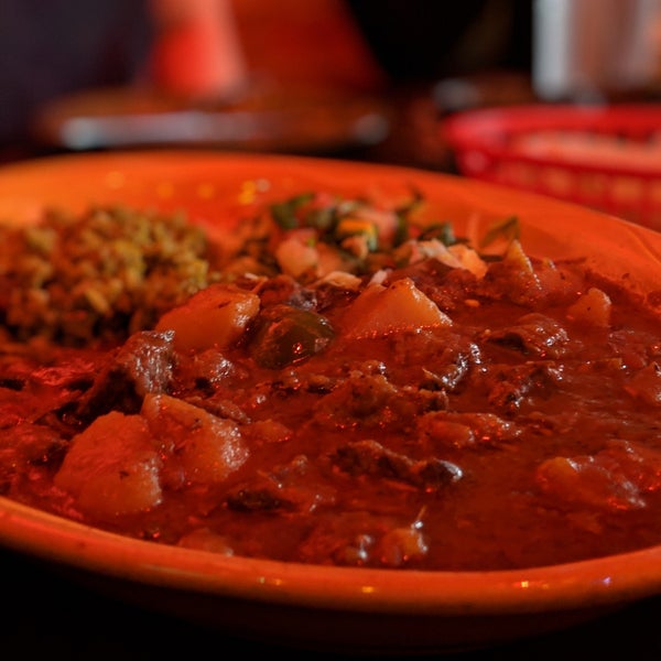 Photo taken at El Tiempo Cantina - Westheimer by Clement N. on 1/26/2019