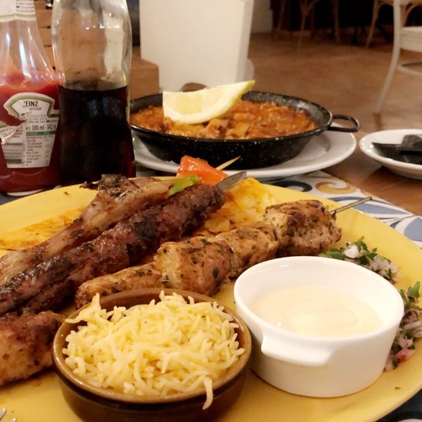 Foto diambil di Habibi Restaurant oleh Abdullah pada 7/22/2019
