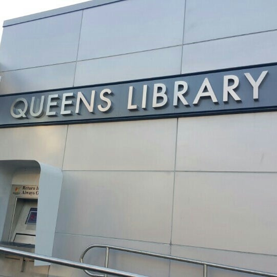 Queens Library Fresh Meadows Library in Fresh Meadows