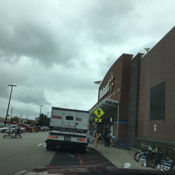 Photos at Walmart Supercenter Addison, IL