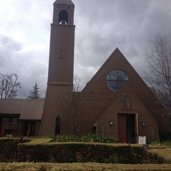 Photo taken at St. Mark&#39;s-in-the-Valley Episcopal Church by Rich V. on 2/7/2014