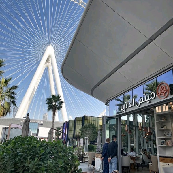 Foto tirada no(a) Mitts &amp; Trays Restaurant and Cafe por - iMohammed . em 2/3/2022