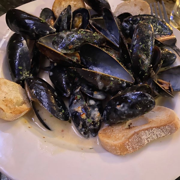 Jordan Johnson's Gourmet Seafood Oxford Circle Castor 11 tips