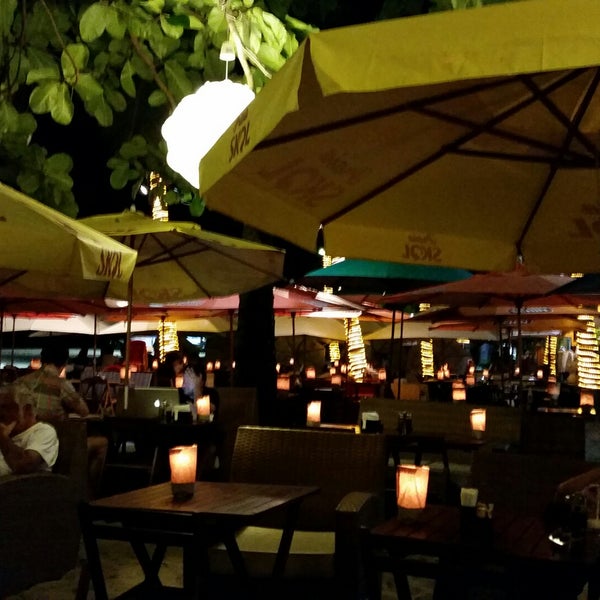 11/6/2014에 Carlos Frederico S.님이 SambaSS Lounge Beach Café에서 찍은 사진