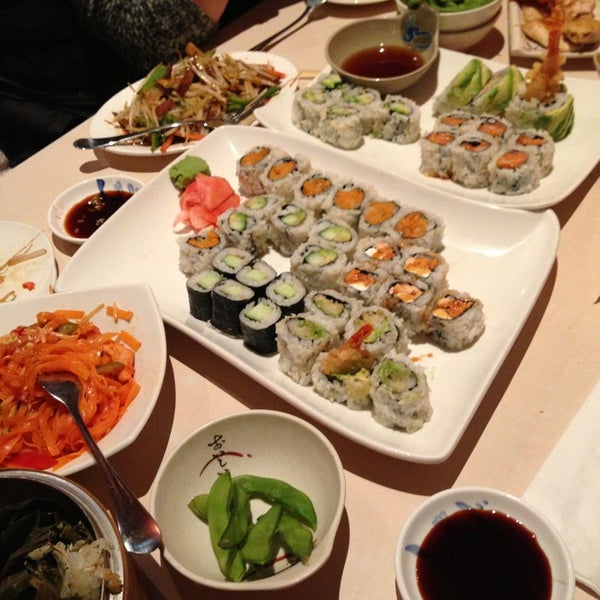 Ginza Sushi Restaurant in Vaughan