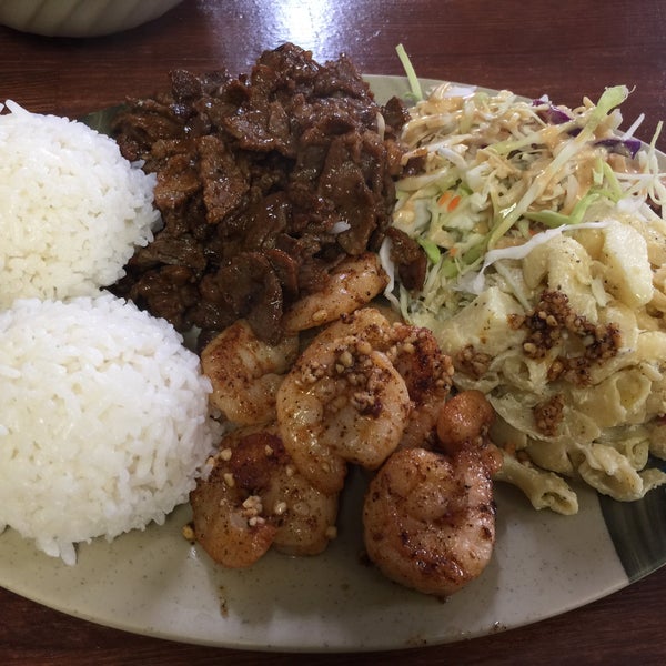Photo taken at Brody&#39;s Hawaiian BBQ by Andrew C. on 7/18/2015