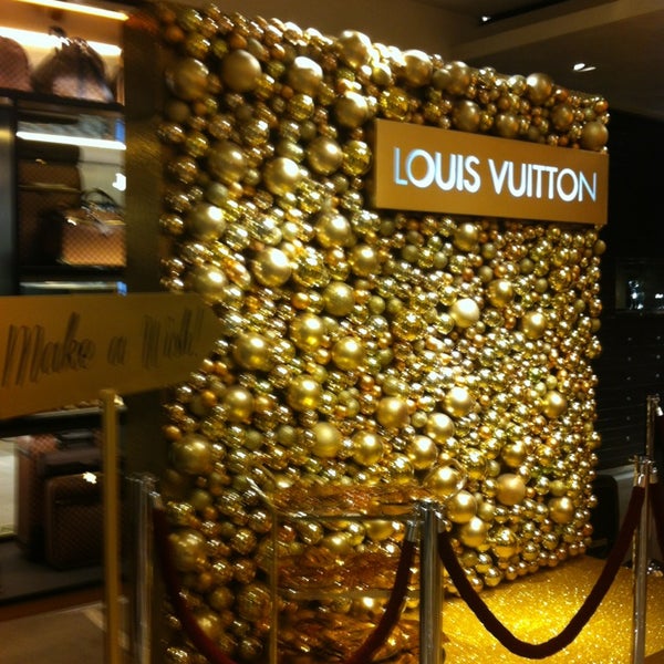 Photos at Louis Vuitton - Leather Goods Store in Klongtoey