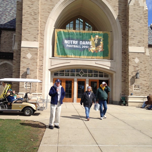 Photo taken at Hammes Notre Dame Bookstore by David T. on 4/20/2013