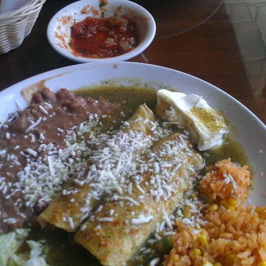 4/20/2014 tarihinde Erinziyaretçi tarafından That Little Mexican Café'de çekilen fotoğraf