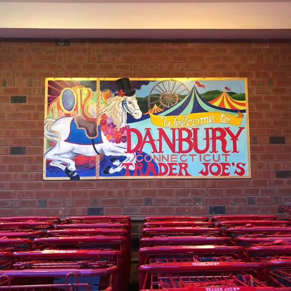 Trader Joe's Danbury에서 식료품점일