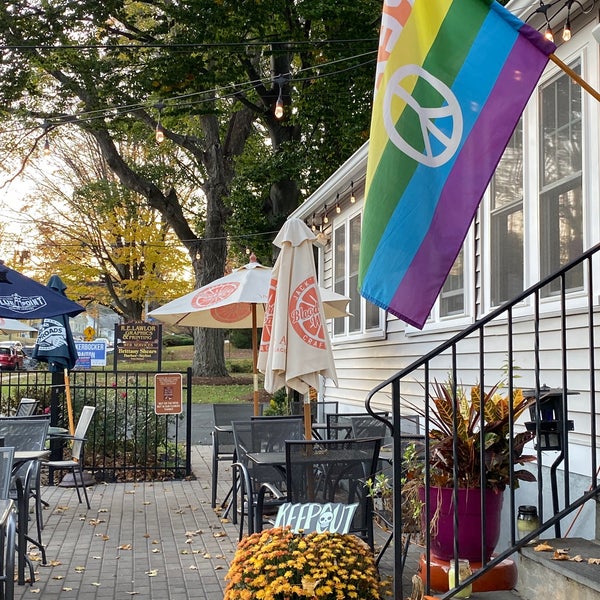 Note Kitchen Bar - American Restaurant