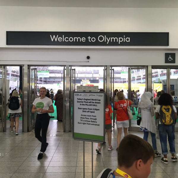 Foto diambil di Olympia Exhibition Hall Complex oleh Seelan G. pada 7/7/2018