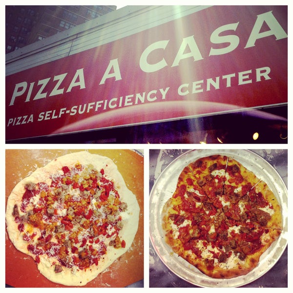 4/27/2013 tarihinde Jaime W.ziyaretçi tarafından Pizza School NYC'de çekilen fotoğraf