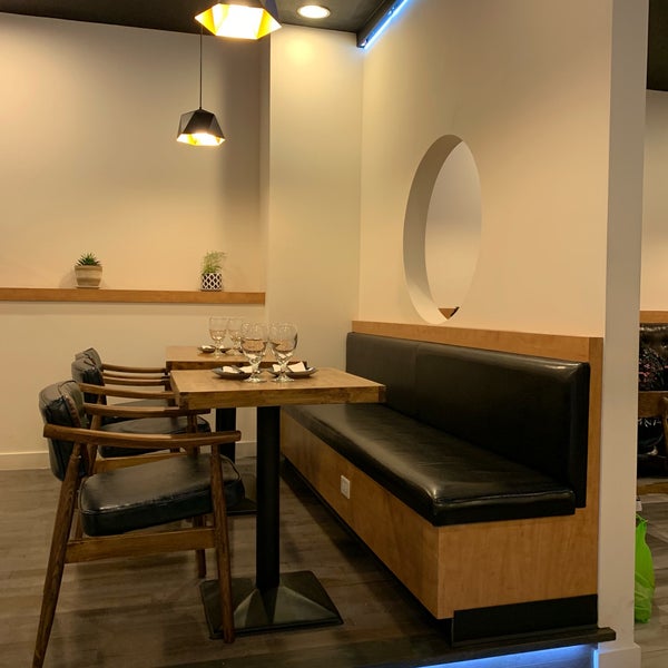 10/1/2019 tarihinde Leon J.ziyaretçi tarafından EMei Restaurant'de çekilen fotoğraf