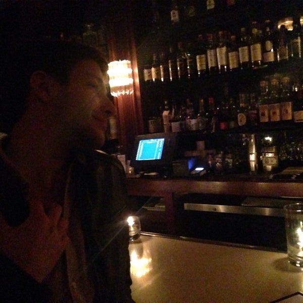11/30/2013 tarihinde tanya l.ziyaretçi tarafından Bar Chloe'de çekilen fotoğraf