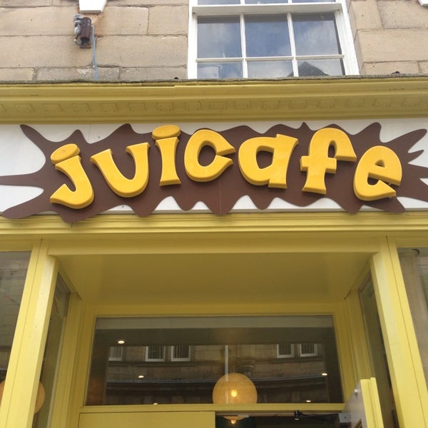 Photo prise au Juicafe par Michelle at J. le9/14/2013