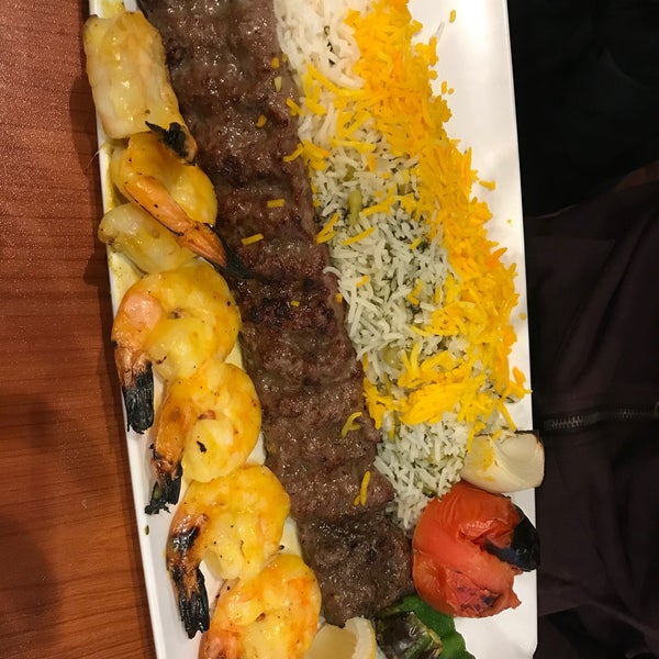 Photo prise au Noon O Kabab par Sara B. le2/2/2020