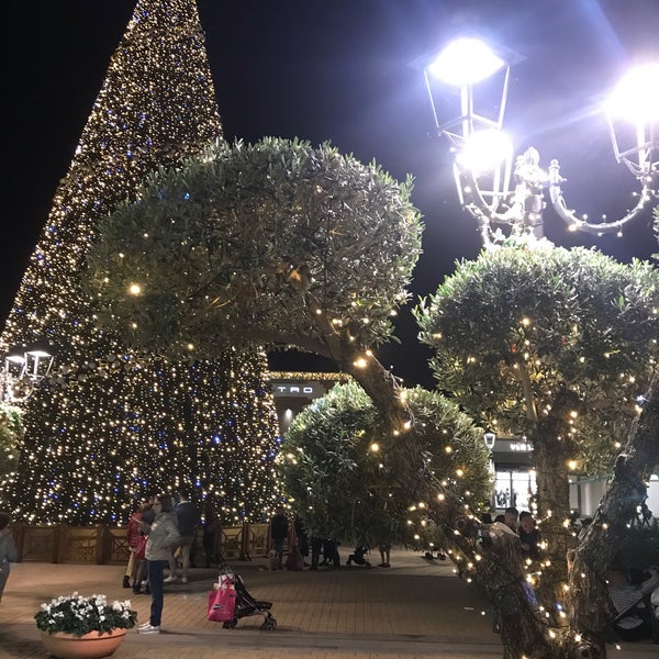 Foto scattata a Sicilia Outlet Village da Antonio M. il 11/24/2018