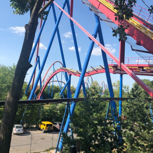 Photo taken at Six Flags La Ronde by David Y. on 8/2/2019