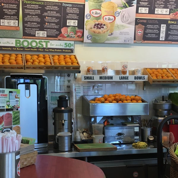 Robeks Fresh Juices & Smoothies 2300 1st St
