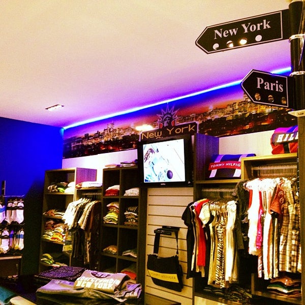 Photo taken at New York Store Shopping Vendome by hassan b. on 10/20/2012