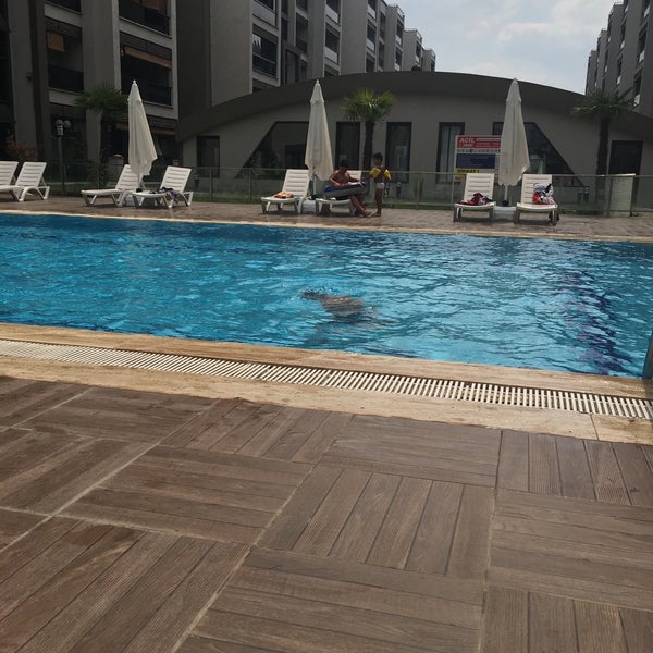 photos at grand kanyon havuz basi pool