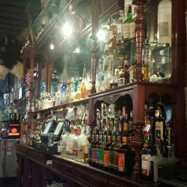 10/31/2014 tarihinde Norah I.ziyaretçi tarafından Buffalo Rose Saloon'de çekilen fotoğraf