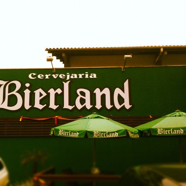 รูปภาพถ่ายที่ Bierland โดย Bruno เมื่อ 10/27/2012