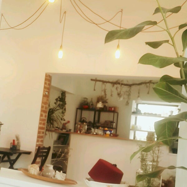 รูปภาพถ่ายที่ Pelo Cafe โดย Işıl Çağla B. เมื่อ 1/28/2017