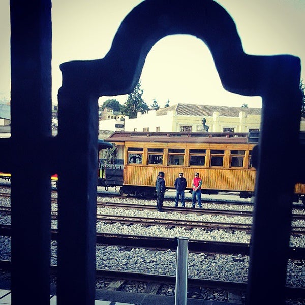 Foto tomada en Estación de Tren Chimbacalle  por Jeniffer Cristina C. el 7/4/2013