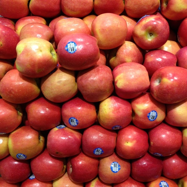 Stater Bros. Markets Grocery Store in Colton