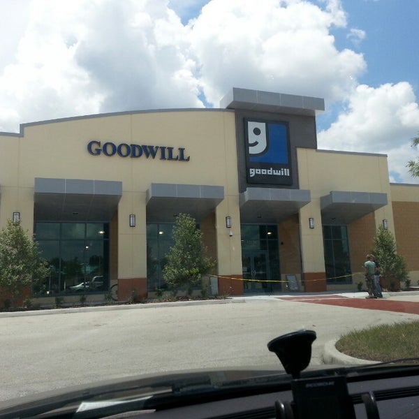 Goodwill (WaterFord Lakes) 12170 Lake Underhill Rd