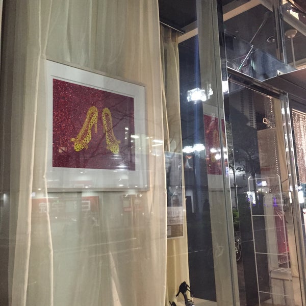 チャコット 池袋劇場通り店 池袋 Da Spor Gerecleri Magazasi