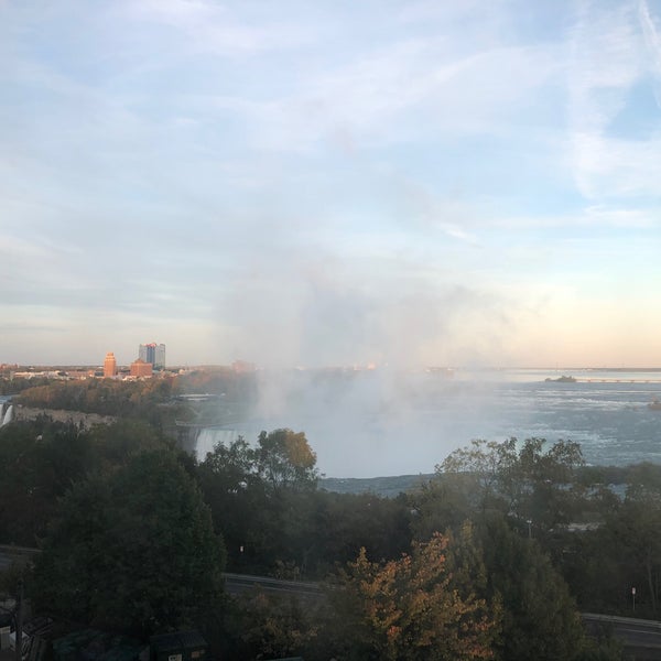 Photo taken at Radisson Hotel &amp; Suites Fallsview, ON by Douglas J. on 10/15/2019