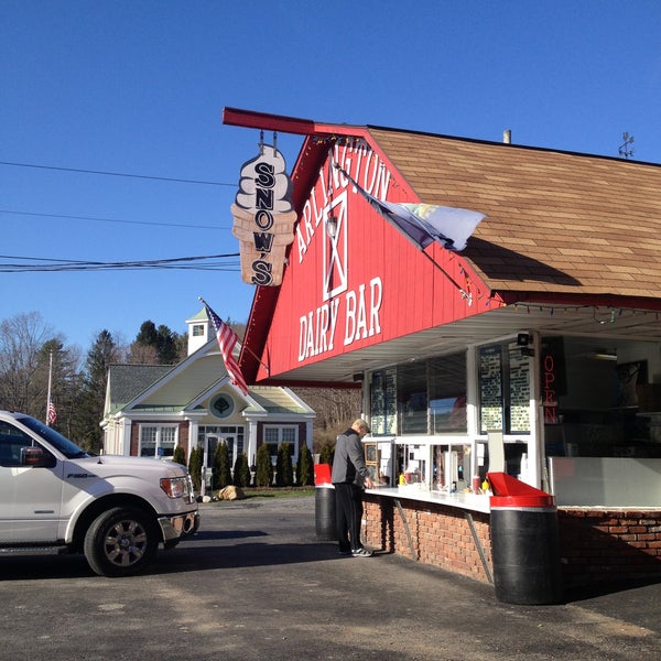Snow's Arlington Dairy Bar Arlington, VT