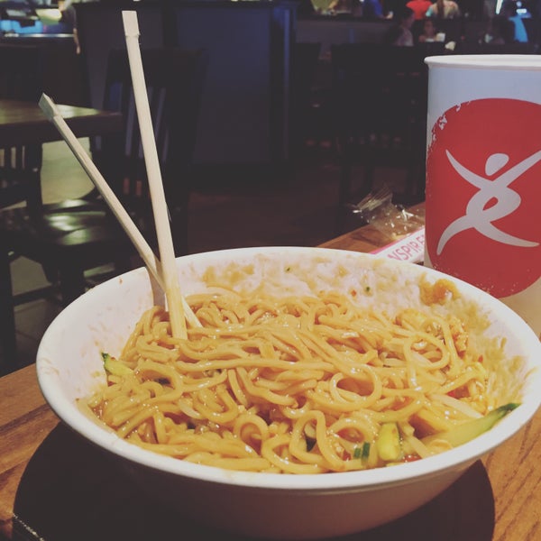 Foto scattata a Pei Wei da Kyle B. il 8/8/2016