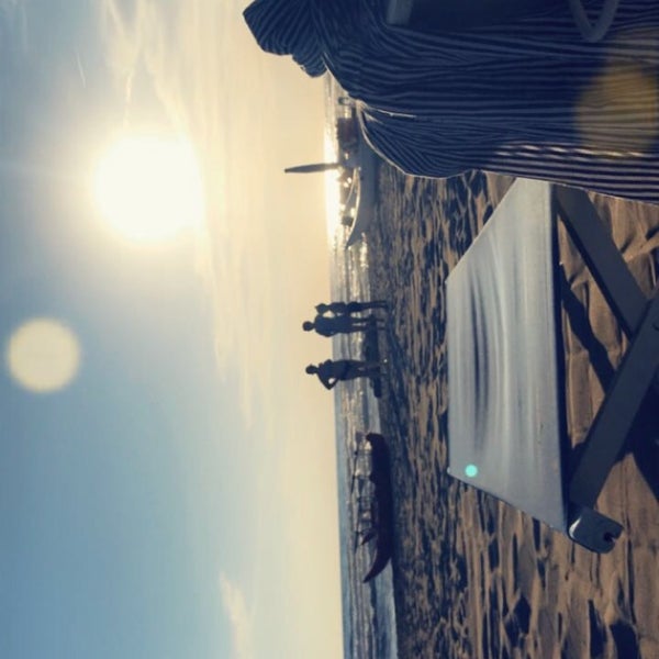 Foto Di Bagno Alaide Spiaggia In Forte Dei Marmi