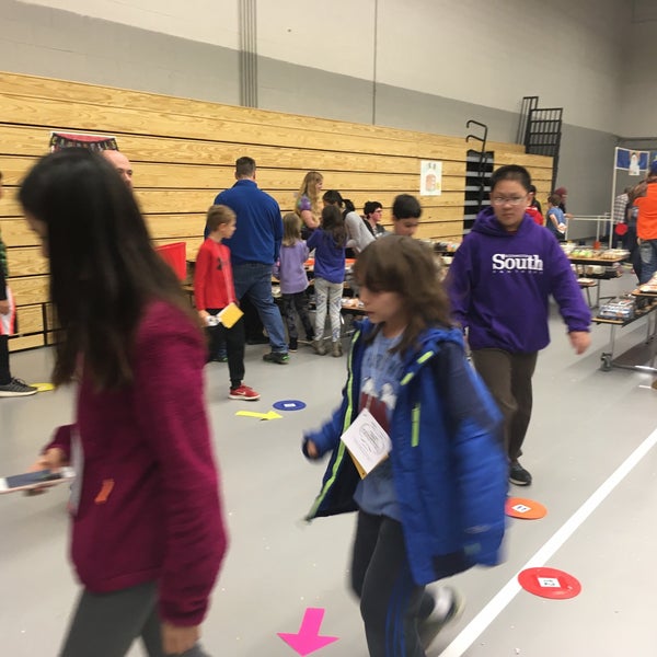 Binford Elementary 2300 E 2nd St