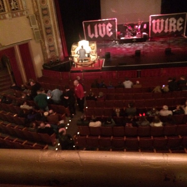 1/12/2014 tarihinde Patrick S.ziyaretçi tarafından Riviera Theatre &amp; Performing Arts Center'de çekilen fotoğraf
