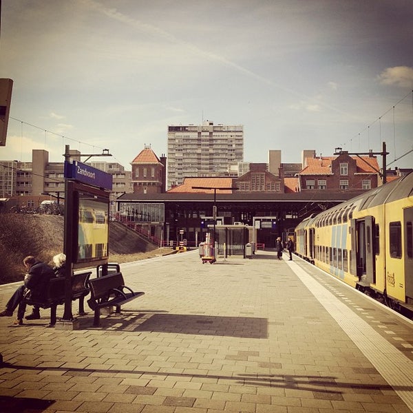 Station Zandvoort aan Zee - Zandvoort, Noord-Holland